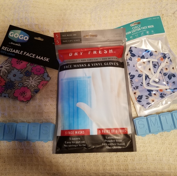 Health care products Masks and gloves and daily m - Picture 5 of 9